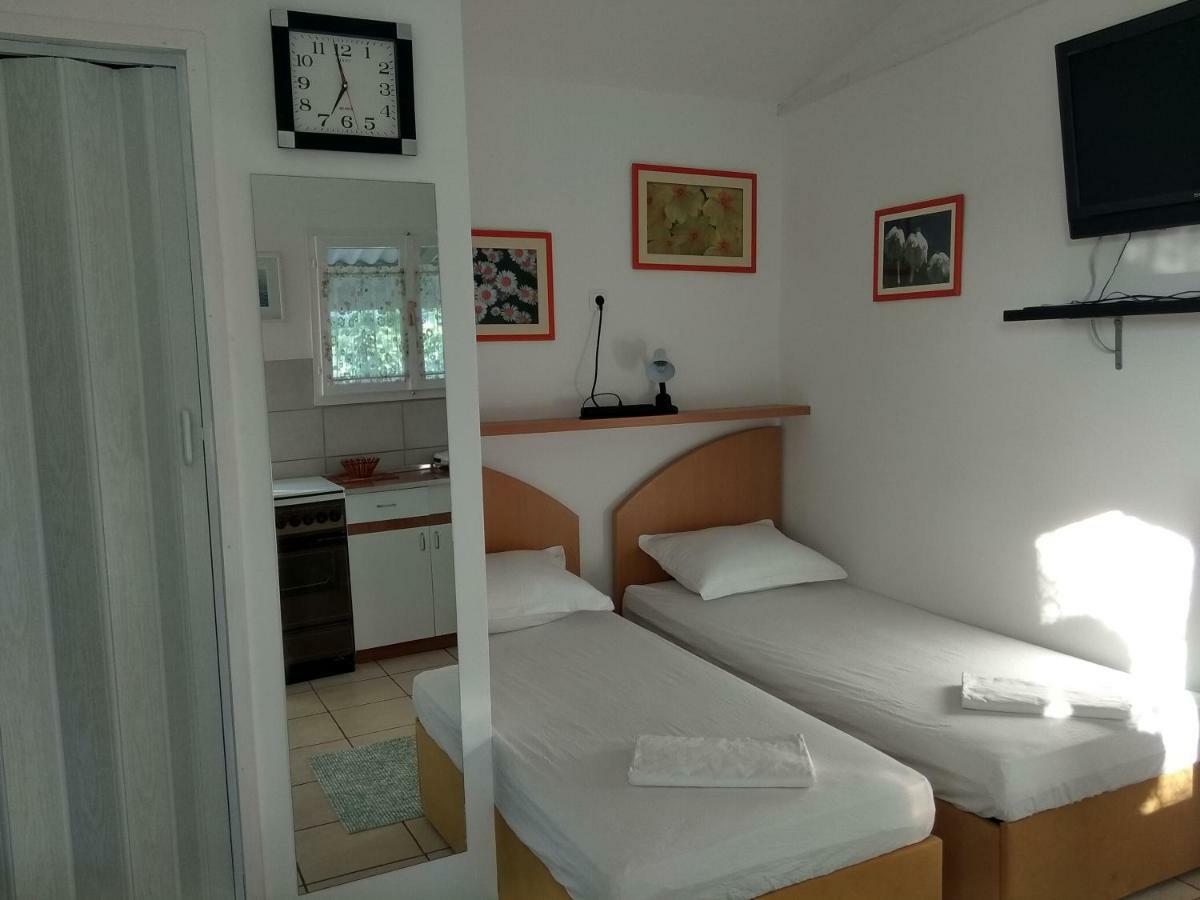 Neva Apartamento Bilice Exterior foto