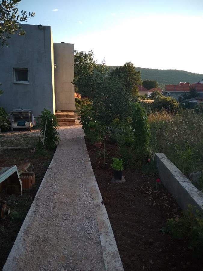 Neva Apartamento Bilice Exterior foto